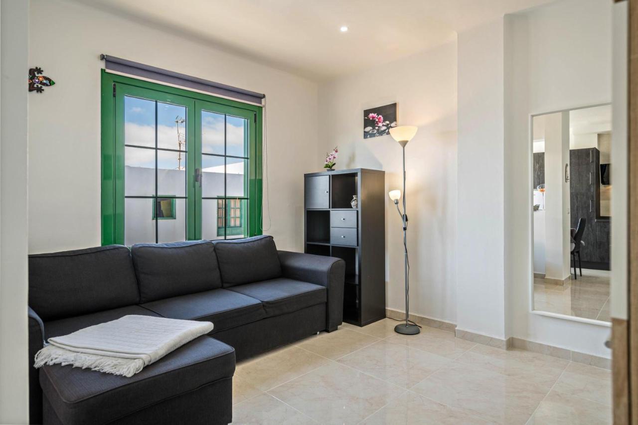 La Casa Del Pueblo Apartment Playa Blanca  Luaran gambar